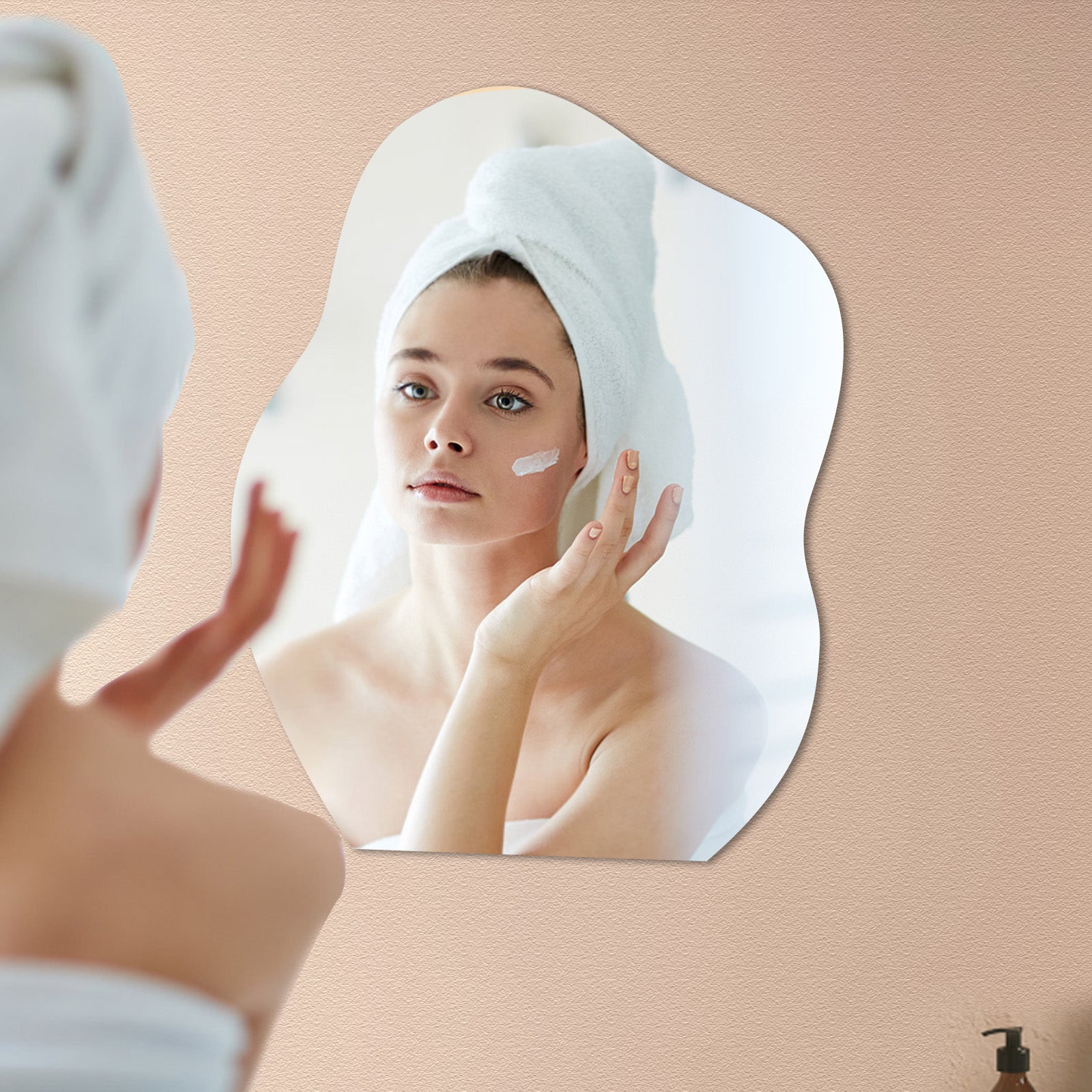 Modern Round Mirror – Sleek Minimalist Design Meets Practical Functionality - My Store